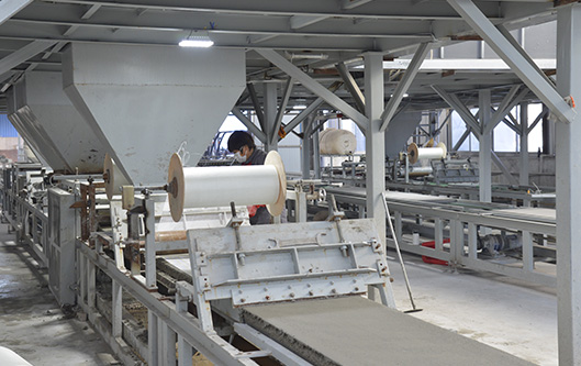 全自動(dòng)雙面復(fù)合生產(chǎn)線(xiàn)